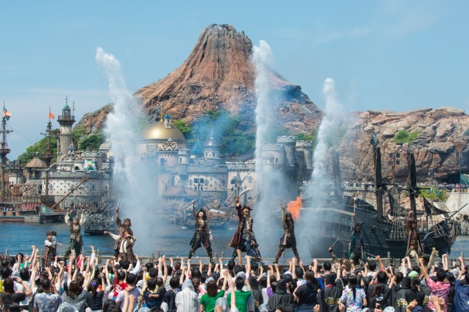 東京ディズニーリゾート夏イベント - ディズニー夏祭り＆パイレーツ・サマー、新ナイトショー｜写真13