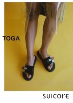 toga サンダル TOGA×SUICOKE、レザー×バックルの足袋サンダル＆アイキャッチな