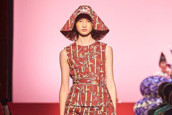 CARVEN カルヴェン デザインシャツ 半袖 - メルカリ
