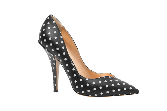 【ヴァレンティノ】ヒール 赤 ドット 水玉 スタッズ 35 22.5cm相当 楽天市場】valentino ロックスタッズ パンプスの通販
