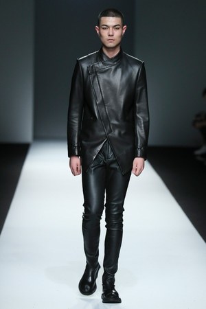 レオナード・ウォン(LEONARD WONG) 2018-19年秋冬ウィメンズコレクション  - 写真4