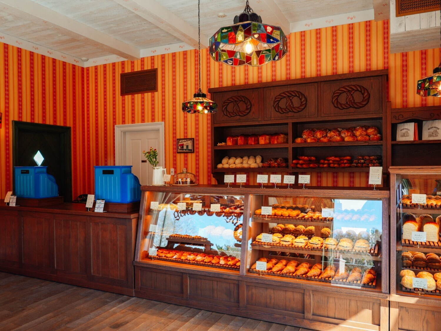 グーチョキパン屋
© Studio Ghibli