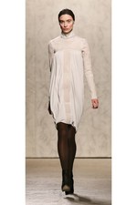 ドゥー リー 2012-13年秋冬コレクション - Butoh(ブトー)の叙情的な舞いからインスパイア｜写真7