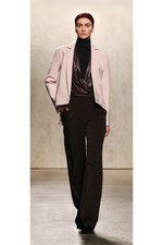 ドゥー リー 2012-13年秋冬コレクション - Butoh(ブトー)の叙情的な舞いからインスパイア｜写真10