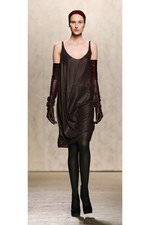 ドゥー リー 2012-13年秋冬コレクション - Butoh(ブトー)の叙情的な舞いからインスパイア｜写真11