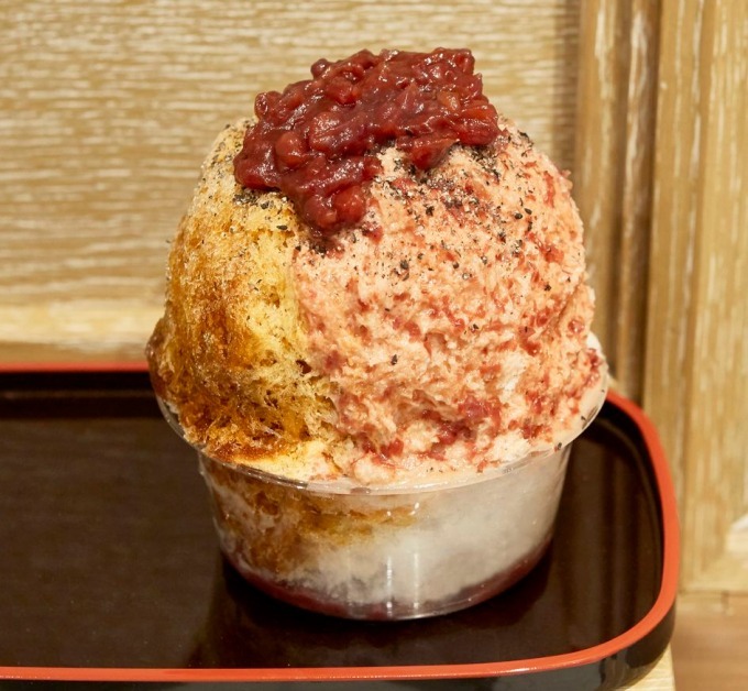 ニュウマン新宿の冷たいスイーツ、トラヤカフェのいちご練乳かき氷やコスメキッチンのヴィ―ガンソフト｜写真7
