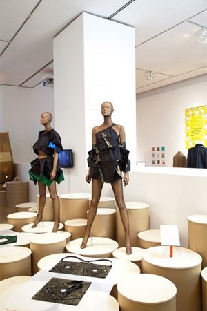 イッセイ ミヤケ(ISSEY MIYAKE) 132.5 ISSEY MIYAKE｜写真0