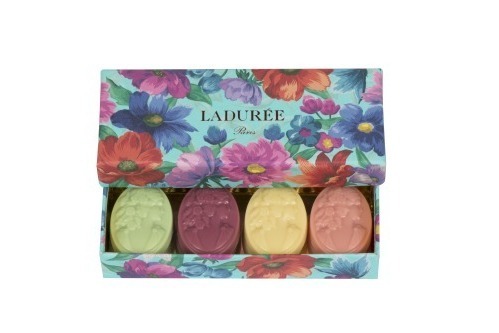 ラデュレからマカロン＆ショコラBOX、ポピーの花モチーフの限定パティスリーも