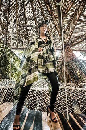 ニコラス ケー(Nicholas K) 2018年春夏ウィメンズコレクション  - 写真11