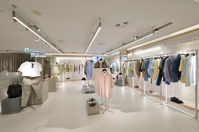 Zara 日本初アプリとオンラインショップに特化した期間限定ストアを六本木ヒルズにオープン ファッションプレス