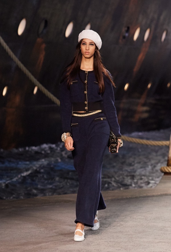 シャネル(CHANEL) 2019年リゾートウィメンズコレクション シルエット - 写真51