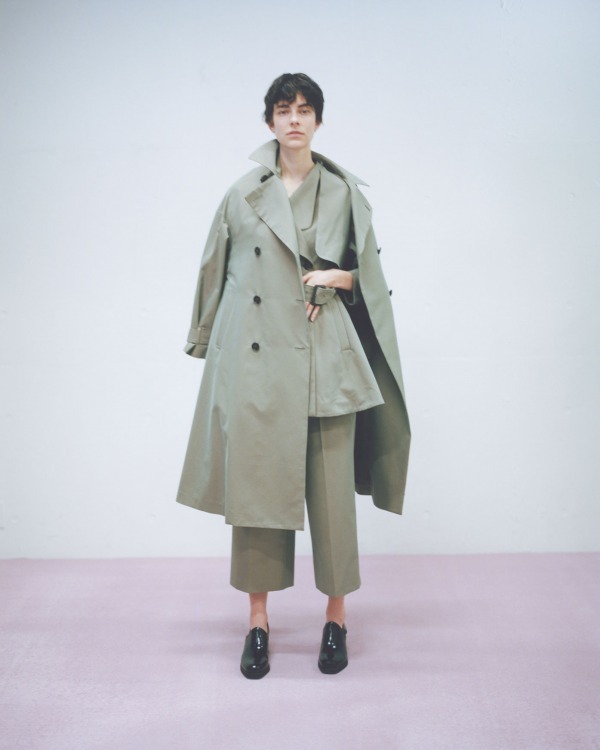 エンフォルド(ENFÖLD) 2018年プレフォールウィメンズコレクション  - 写真1