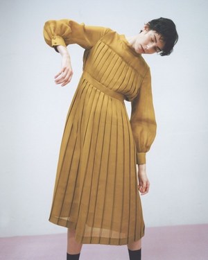 エンフォルド(ENFÖLD) 2018年プレフォールウィメンズコレクション  - 写真5