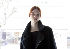 ロキト(LOKITHO) 2018-19年秋冬ウィメンズコレクション  - 写真1