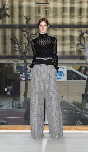 ロキト(LOKITHO) 2018-19年秋冬ウィメンズコレクション  - 写真5