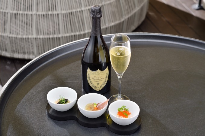 ドン ペリニヨン×ブルガリ 東京レストラン、“太陽のヴィンテージ”シャンパンをルーフトップテラスで | 写真