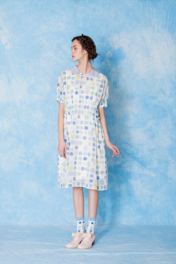 ジェーンマープル夏の新作 - キャンディのようなドットのワンピース＆フラワーレース柄ドレス｜写真45