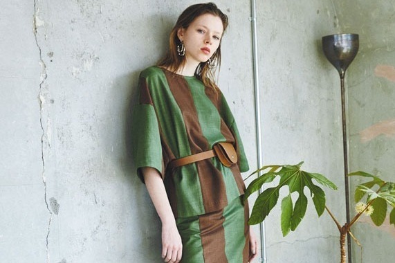 スイムウェア｜マウジー18年サマーアイテム - 大胆なストライプを配したサマードレス、レトロなドット柄水着も