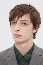 COS 2018-19年秋冬メンズコレクション - 意外性のある素材×シルエットで描くコントラスト｜写真2