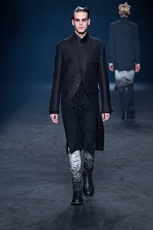 アン ドゥムルメステール(ANN DEMEULEMEESTER) 2012-13年秋冬 メンズコレクション  - 写真29