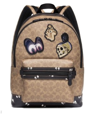 ディズニー×コーチ新作でディズニープリンセスの物語がファッションに、白雪姫のグラフィックTなど|写真1