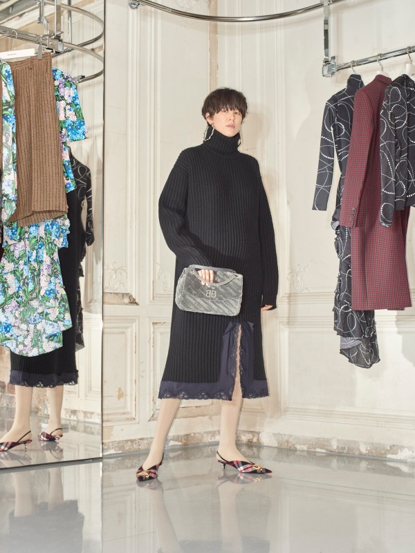 バレンシアガ(BALENCIAGA) 2018年秋ウィメンズコレクション  - 写真33