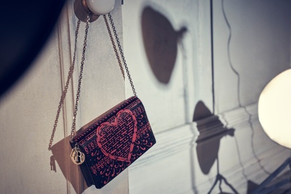 VINTAGE●DIOR●ディオール オブリーク レッド ショルダーバッグ Christian Dior Pre-Owned 2018 オブリーク サドル ショルダー
