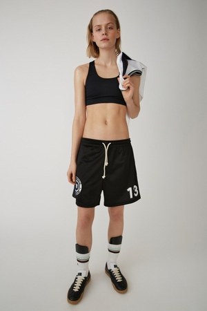 アクネ ストゥディオズ、"フットボール"がテーマのカプセルコレクション、レトロなスポーツウェア他｜写真35