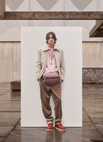 ボッテガ・ヴェネタ 2019年メンズリゾートコレクション - 色の合わせで新しさを｜写真9