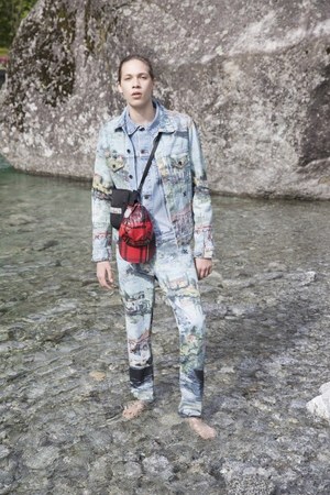 オフ-ホワイト (OFF-WHITE) 2019年リゾートウィメンズ&メンズコレクション  - 写真1