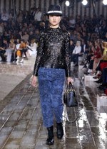 ディオール 2019年リゾートコレクション - 女性騎士が纏う、愛に満ちた“トワル ド ジュイ”｜写真29