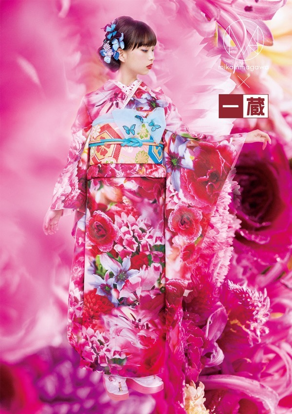 蜷川実花手掛けるM / mika ninagawaが振袖ブランド・一蔵とコラボ、バラや桜を描いた着物 - ファッションプレス