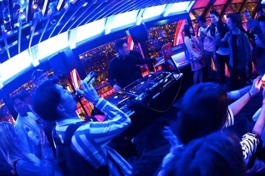 「タワーディスコ」