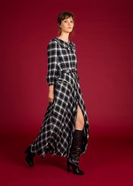 ブティック モスキーノ 2018年秋冬コレクション - スコットランド文化が伝える独創性と官能性｜写真32