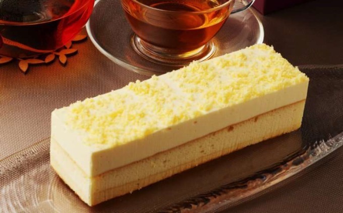 クリオロ新作チーズケーキ「レア・ベイクド・フロマージュ」10分で2000本売れたチーズケーキが2層に｜写真1