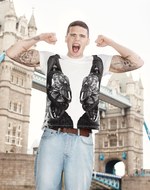 トップマン×新進気鋭のロンドンデザイナー5人の限定Tシャツがトップマンミラザ新宿店で発売｜写真3