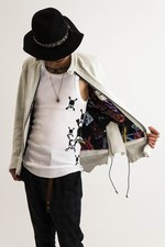 ロエン×バックボーンのコラボライダースジャケット、サイドレースアップやオリジナル柄の裏地｜写真5