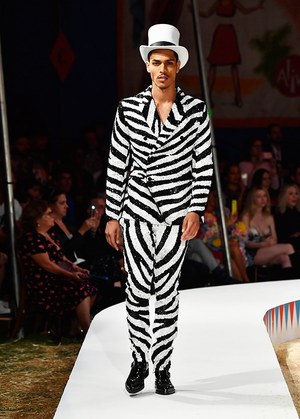 モスキーノ(MOSCHINO) 2019年春夏メンズコレクション  - 写真20