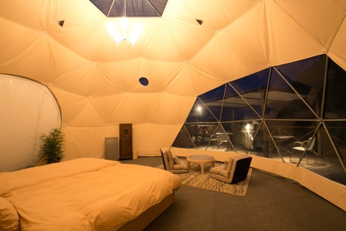 京都丹後に体験型リゾート施設「シエナヒルズ」誕生、完全プライベート空間のヴィラや近未来型テント｜写真6