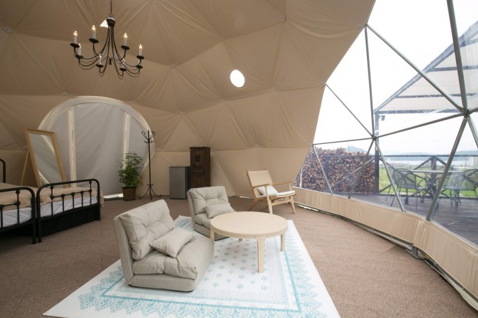 京都丹後に体験型リゾート施設「シエナヒルズ」誕生、完全プライベート空間のヴィラや近未来型テント｜写真8