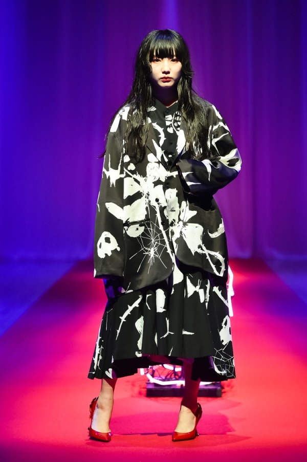 ハザマ 2018-19年秋冬<span>コレクション</span> - 写真39