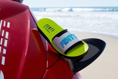 プーマ「サーフ スライド」