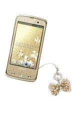 ドコモから、アンテプリマのスマートフォン発売  - 女子力UP必須のきらめきデザインで新登場｜写真1