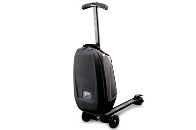 乗って運べるスーツケース「マイクロ・ラゲッジ(Micro Luggage)」