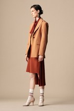 クロエ 2019年春コレクション - ホースモチーフが誘う春の柔らかなムード｜写真23