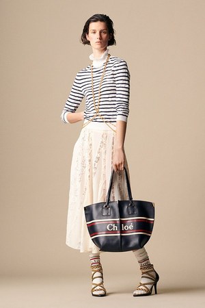 クロエ 2019年春コレクション - ホースモチーフが誘う春の柔らかなムード｜写真16