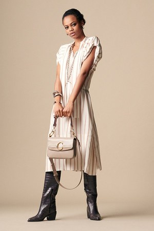 クロエ 2019年春コレクション - ホースモチーフが誘う春の柔らかなムード｜写真26