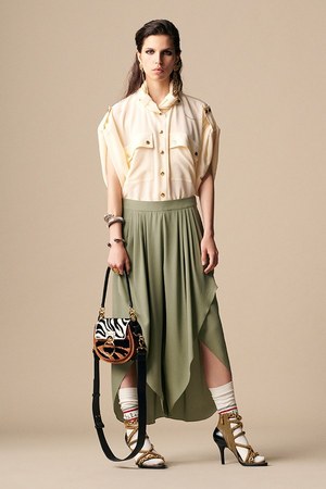 クロエ 2019年春コレクション - ホースモチーフが誘う春の柔らかなムード｜写真32