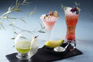 「百人一首カクテル」琵琶湖ホテルで - メロンや桃の爽やかな味わい、夏の訪れや七夕をテーマに|写真1