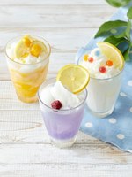 「カルピス」×アフタヌーンティー、夏季限定ラッシーやクリームチーズのひんやりドリンク｜写真2